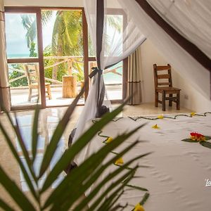 Uroa Zanzibar Vera Beach Hotel By Moonshine